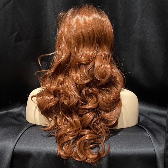 Bellami Synthetic Wig Aria 22" - Picture 1 of 4